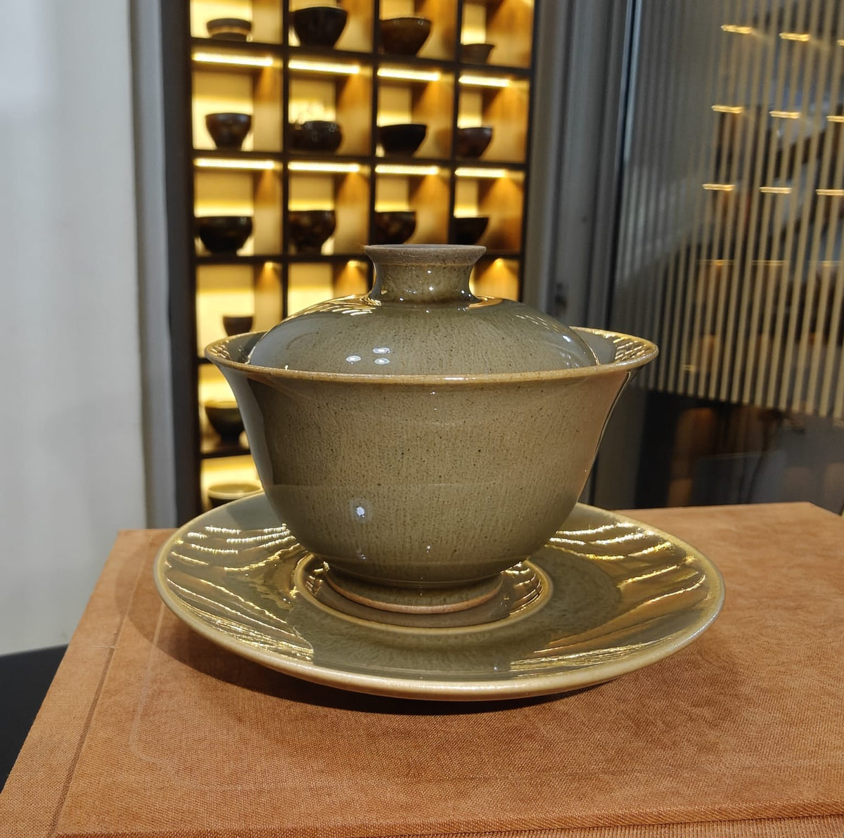 Celadon Gold Rim Gaiwan Set with Imperial Dragon Box